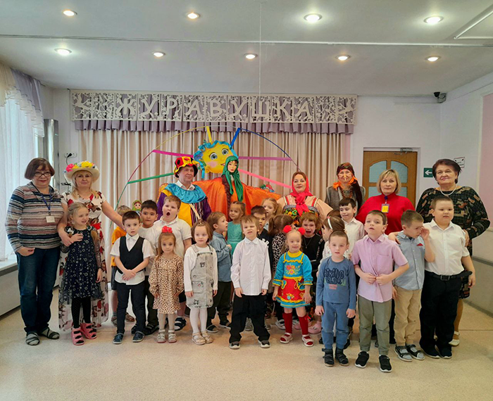 Праздник «Добавь Масленице волшебства» прошел в ГКУ СО «РЦДиПОВ «Журавушка»